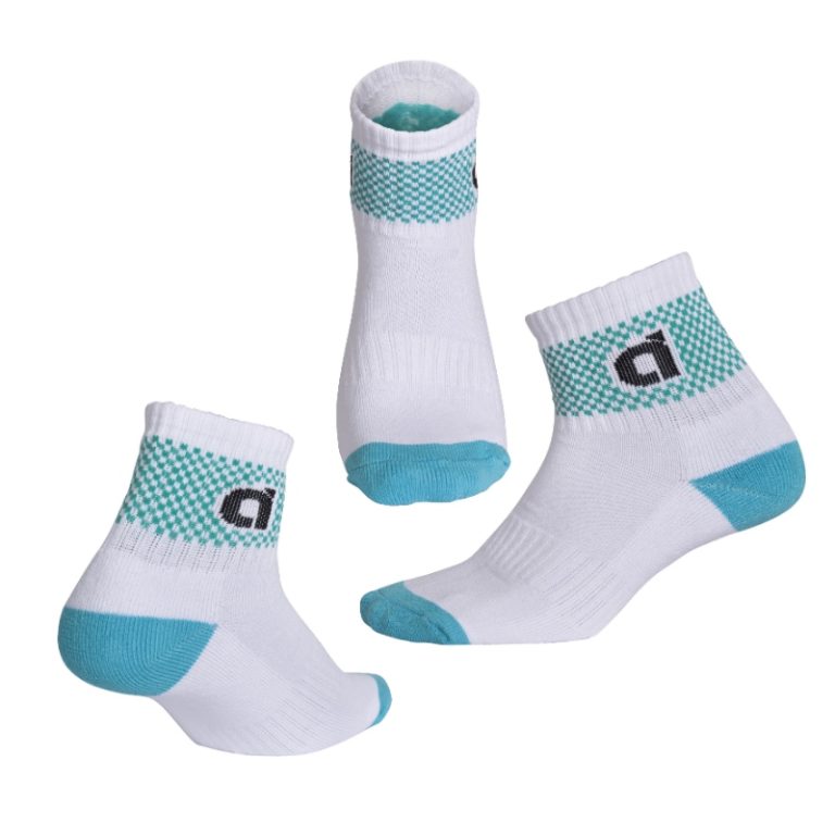 JR1-2007_06_WHITE-TURQUOISE-02-768×768